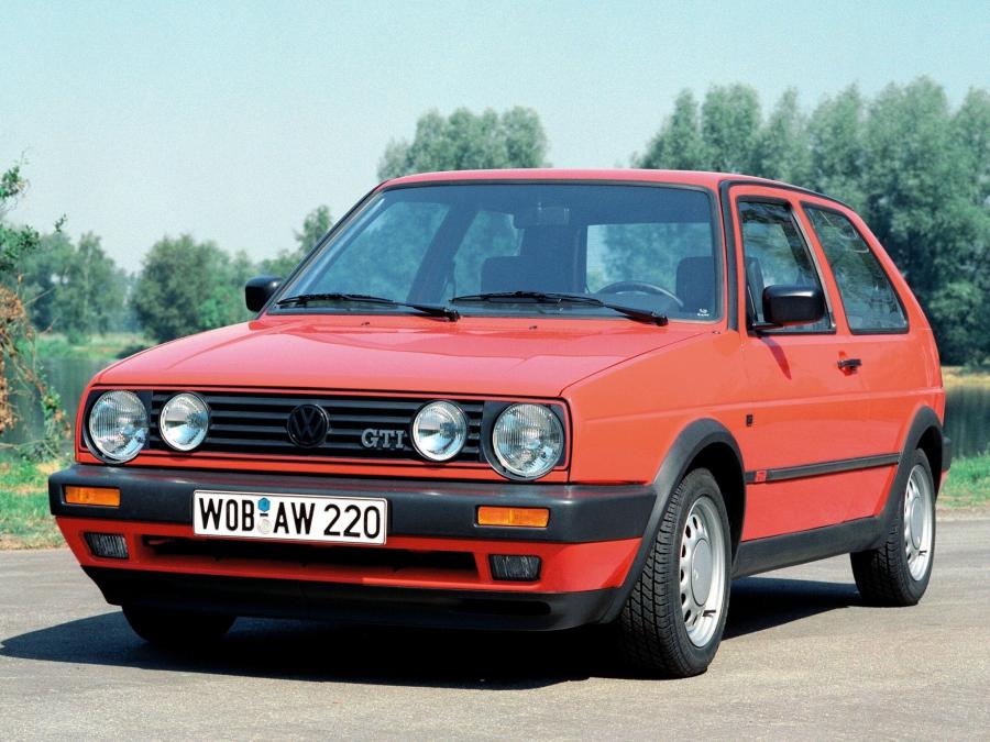  Volkswagen Golf GTi 3-Door 1989 года  (фото 2 из 2)
